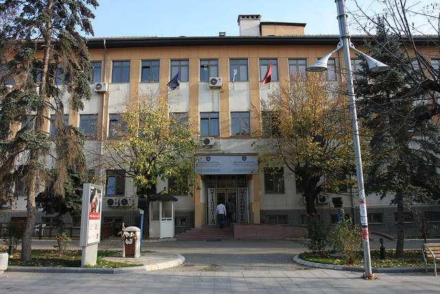 Qeveria në ikje e LDK-së shpalli konkurse për punësimin e mbi 100 personave në Ministrinë e Kulturës