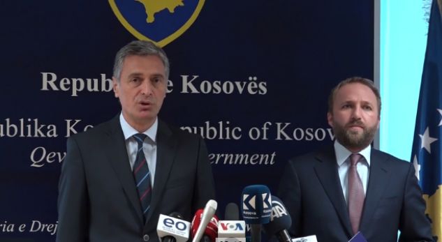 Tahiri tërheq Komisionin e Jurisprudencës për shkak të hetimeve ndaj Lumezit