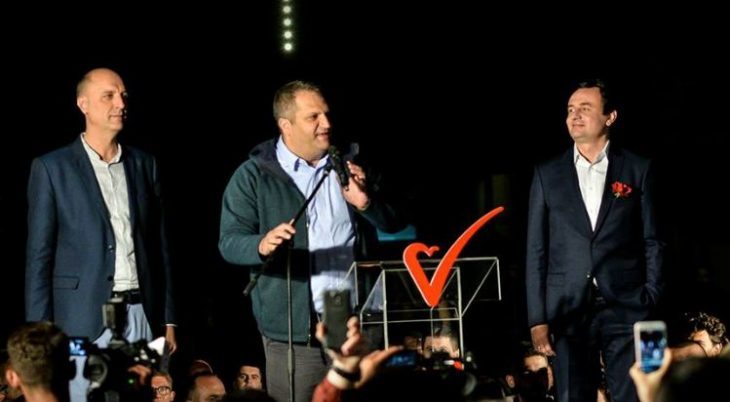 Kurti uron bashkë partiakët, thotë se vatra e patriotizmit është Kamenica