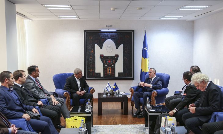 Kryeministri Haradinaj takohet me biznesmen izraelitë