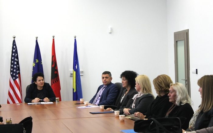 Dekretimi i gjyqtarëve dhe prokurorëve serbë pritet ta rrisë efikasitetin