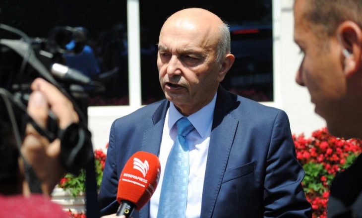 “Dikur demonstrojshin me këmbë e me duar tash, pse po vonojnë për demarkacionin”