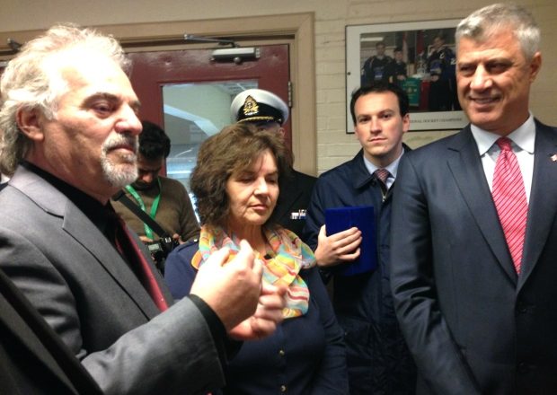 Zbardhet biseda mes refugjatëve kosovarë dhe Thaçit në Kanada