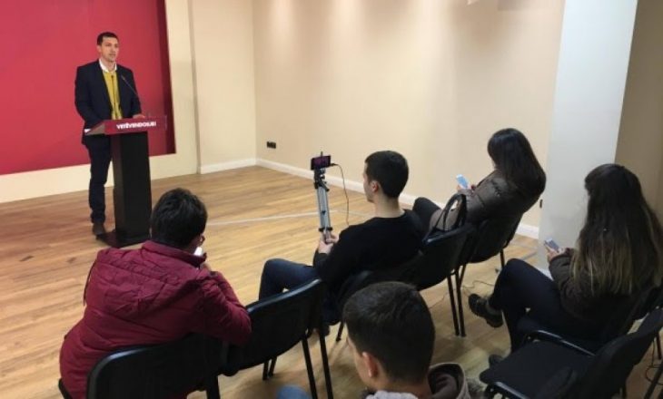 Vetëvendosje i gëzohet daljes masive të qytetarëve në votime