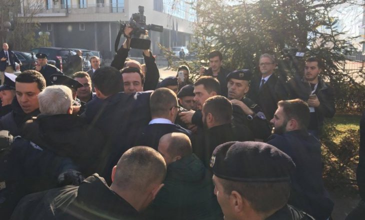 Reagimi i deputetit të LDK-së për arrestimin e deputetëve të VV-së