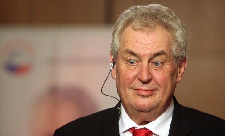 Presidenti çek akuzon BE-në për standarde të dyfishta në lidhje me Kosovën dhe Krimenë