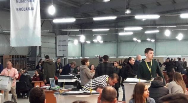 Nis numërimi i votave me kusht, procesin e ndjekë edhe Valdete Daka