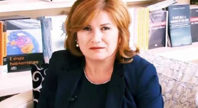 Pasuria e çmendur e kryebashkiakes shqiptare, bleu 8 shtëpi brenda vitit