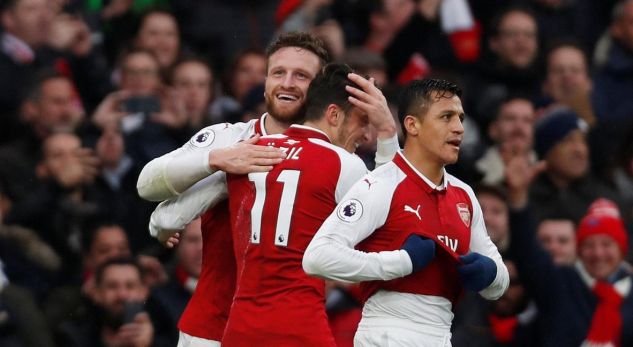Shkodran Mustafi shënon gol për fitoren e Arsenalit kundër Tottenhamit