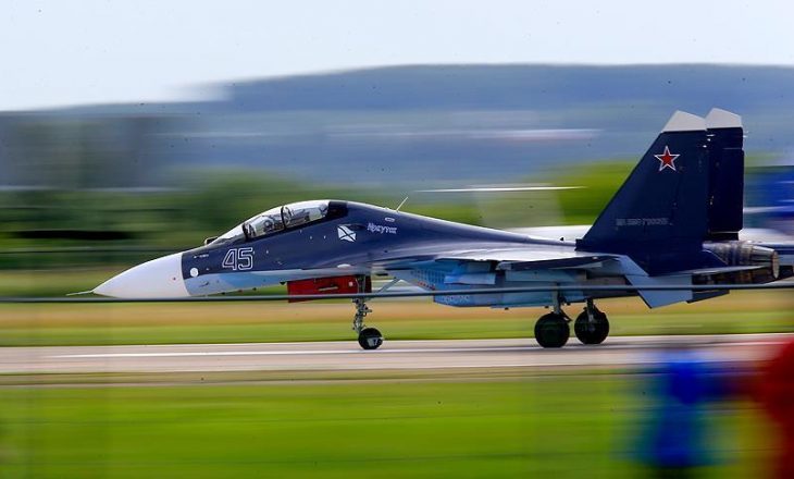Incident ajror mbi Detin e Zi, avioni rus has avionin amerikan të zbulimit