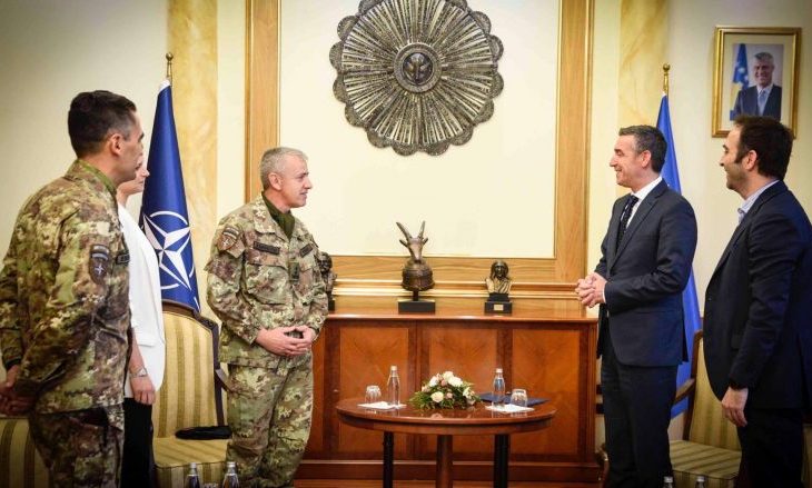 Veseli takoi komandantin e KFOR-it, e falënderon për kontributin në Kosovë