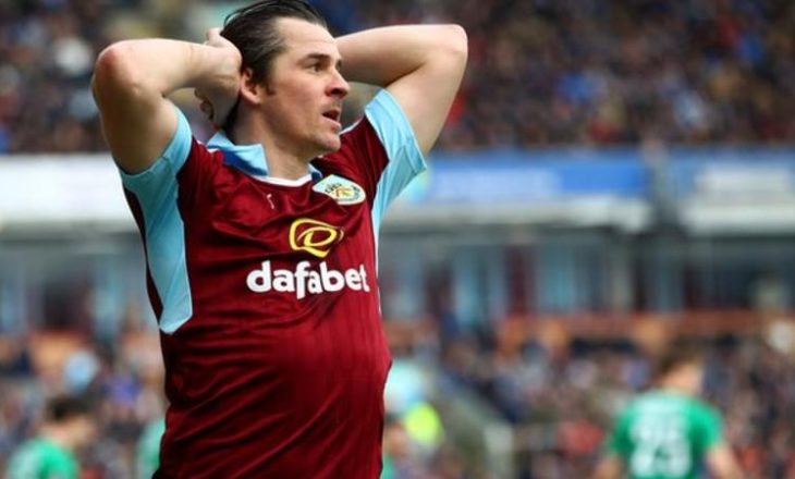 Ish-ylli i Anglisë: 50% e futbollistëve profesionistë luajnë bastore