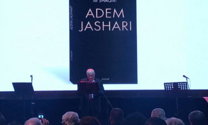 Pasi e shfrytëzoi 17 vite në këngë, Ilir Shaqiri tash bëhet shkrimtar për Adem Jasharin