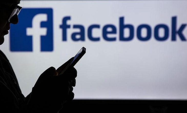 Dy informatat që duhet t’i largoni menjëherë nga profili juaj në Facebook