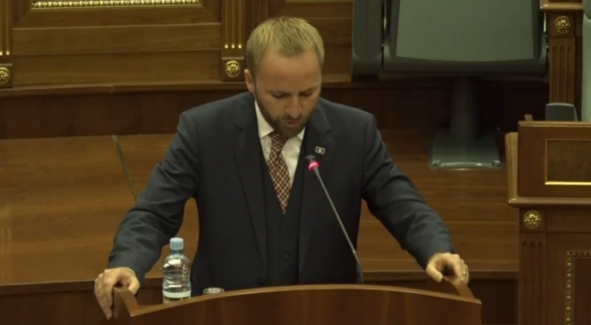 Ministri nga PDK refuzoi të shkonte në interpelancë – arsyetimi i tij