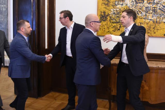 Lista Serbe nis konsultimet me presidentin e Serbisë