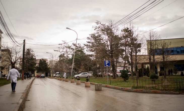 Mungesa e një ilaçi në QKUK ndërpret operimet, pacientët dërgohen në shtëpi