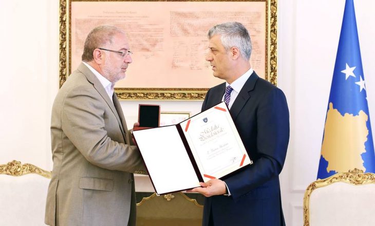 Kurti për dekorimin e Baton Haxhiut nga Thaçi: Nga shërbëtor në djalosh me dekoratë