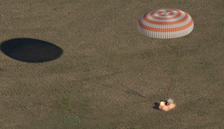 Topi i Botërorit zbret nga hapësira (Foto)