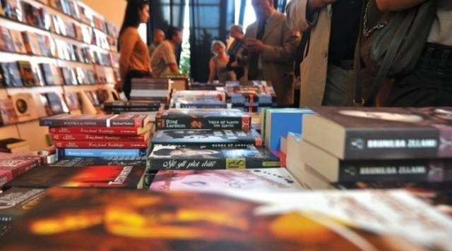 Panairi shpërfaq nivelin joserioz të lexuesve, Kadareja shitet më pak se Albatros Rexhaj