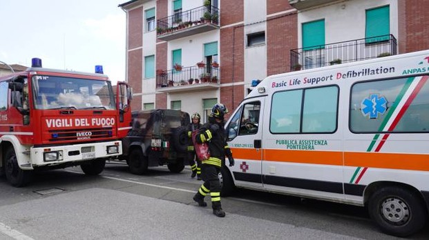 Shqiptari kërcënoi se do ta hidhte pallatin në erë