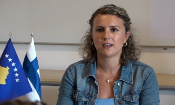 Shqiptarja me karrierë të suksesshme politike në Finlandë